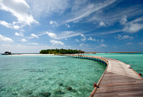 Constance Moofushi Resort Maldives